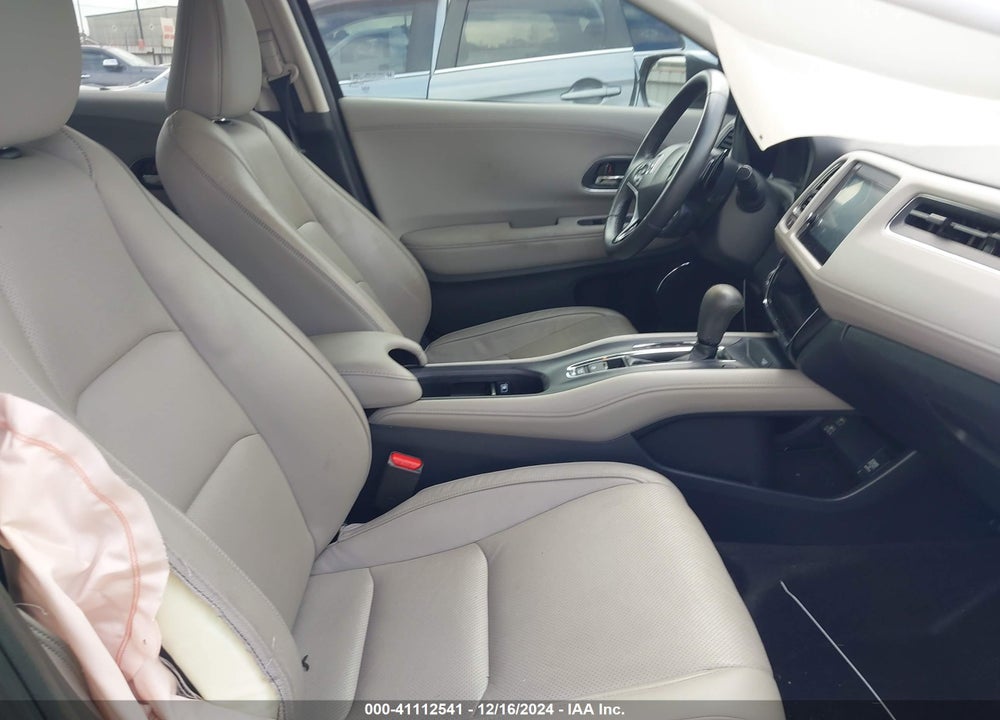 2019 HONDA HR-V VIN: 3CZRU5H76KM708340