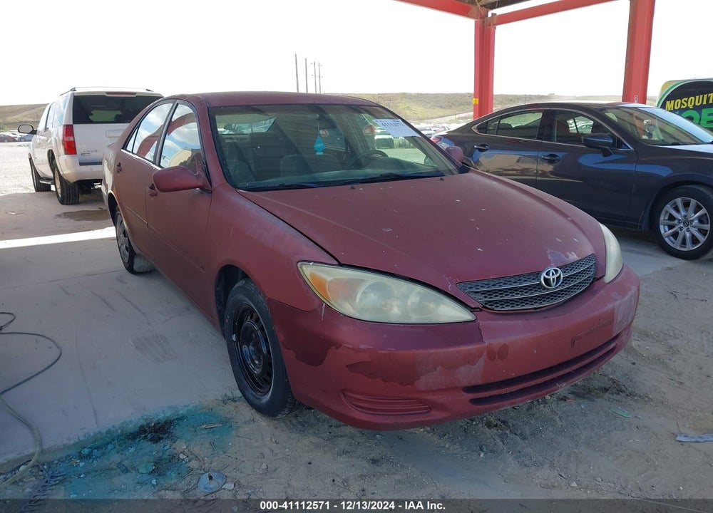 2004 TOYOTA CAMRY LE VIN: JTDBE32K040257515
