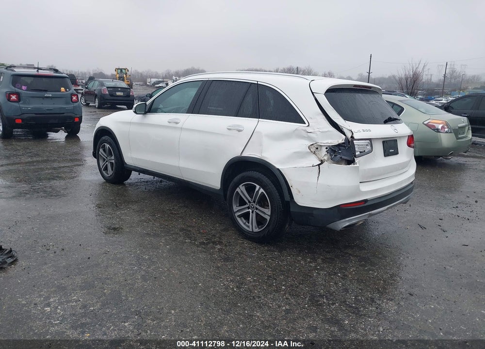2017 MERCEDES-BENZ GLC 300 4MATIC VIN: WDC0G4KB8HF144965