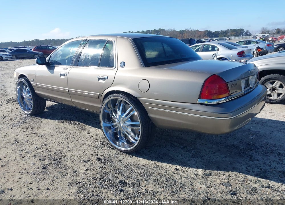 2003 FORD CROWN VICTORIA LX VIN: 2FAFP74W33X146854