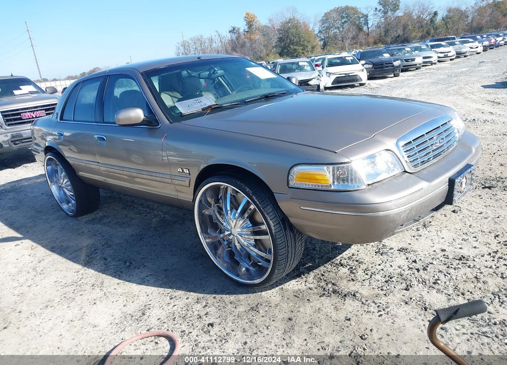 2003 FORD CROWN VICTORIA LX VIN: 2FAFP74W33X146854