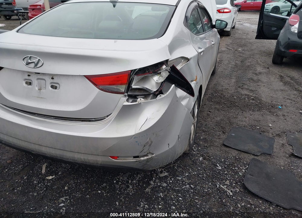 2015 HYUNDAI ELANTRA SE VIN: 5NPDH4AE5FH626957