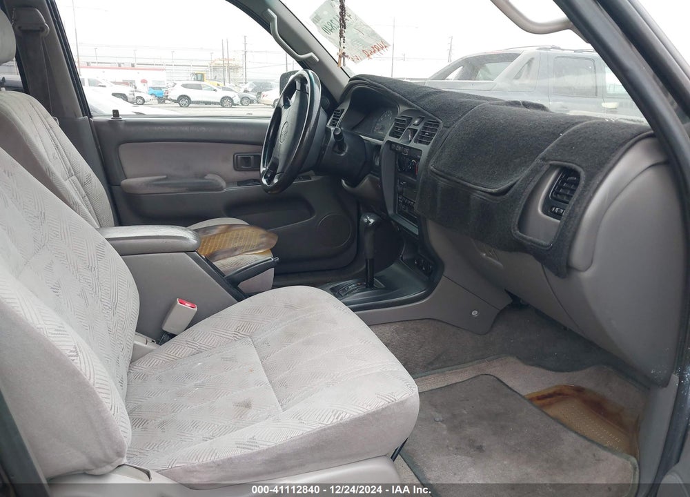 2002 TOYOTA 4RUNNER SR5 V6 VIN: JT3GN86R720248368