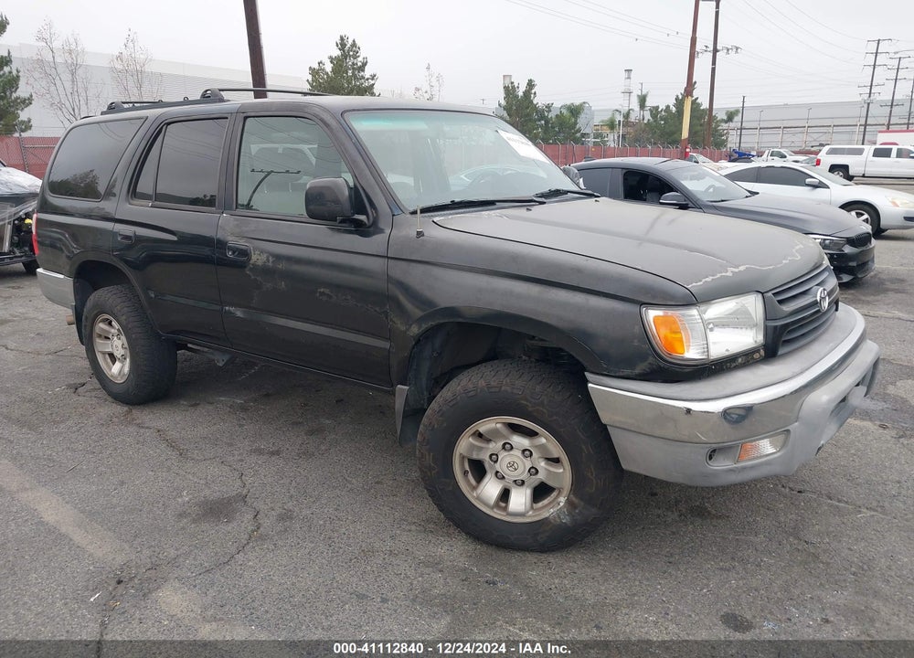 2002 TOYOTA 4RUNNER SR5 V6 VIN: JT3GN86R720248368