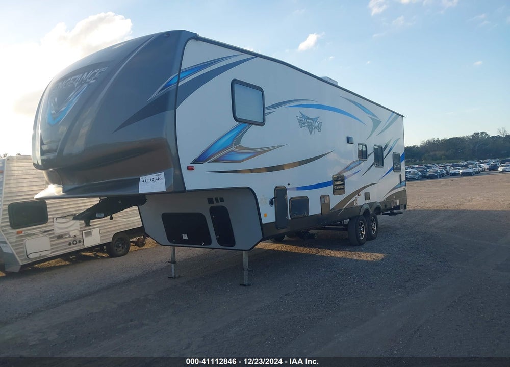 2017 FOREST RIVER VENGEANCE TRAVEL TRAILER VIN: 4X4FVGF23HY209527