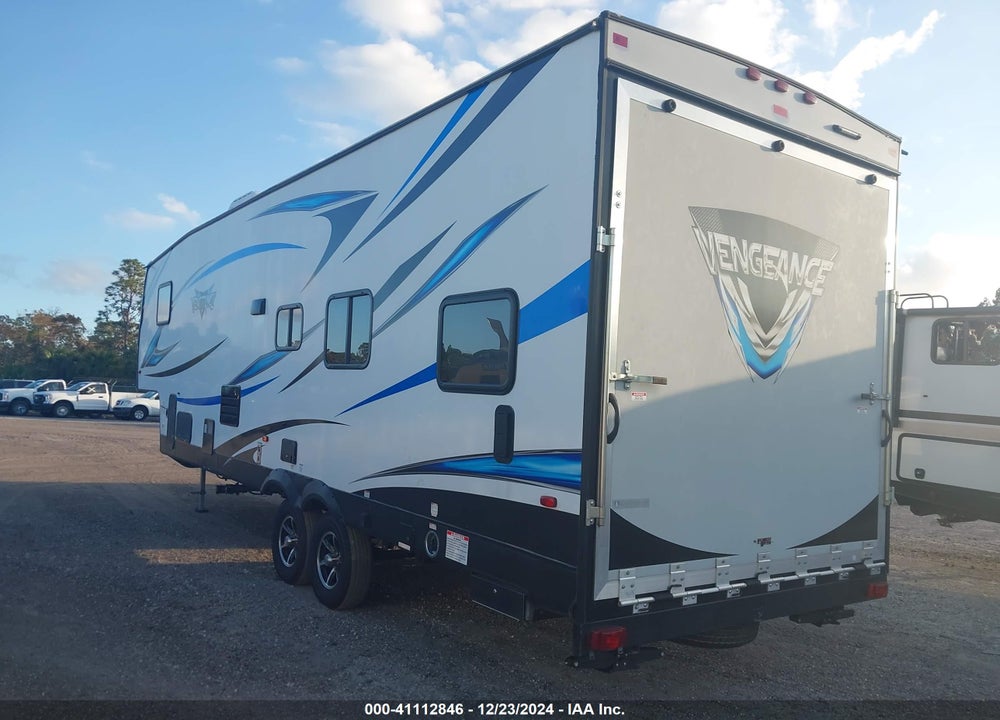 2017 FOREST RIVER VENGEANCE TRAVEL TRAILER VIN: 4X4FVGF23HY209527