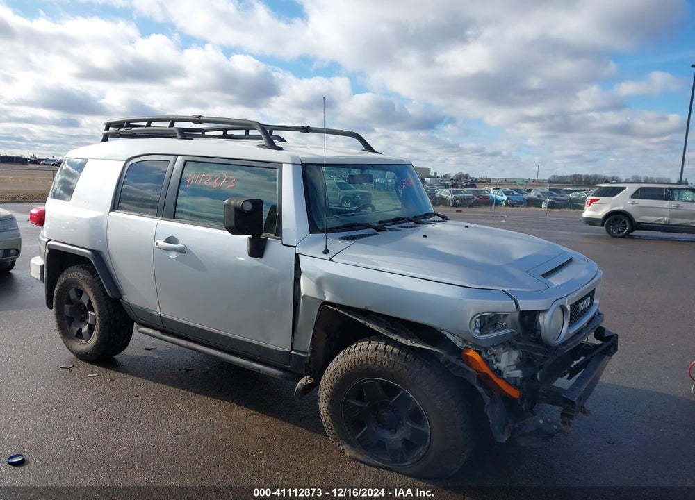 2007 TOYOTA FJ CRUISER VIN: JTEBU11F270058509