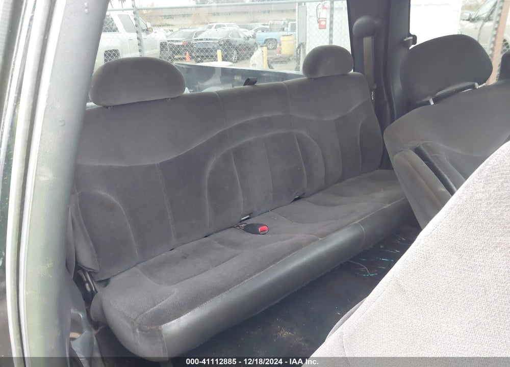 2002 GMC SIERRA 1500 SLE VIN: 2GTEC19V921360232