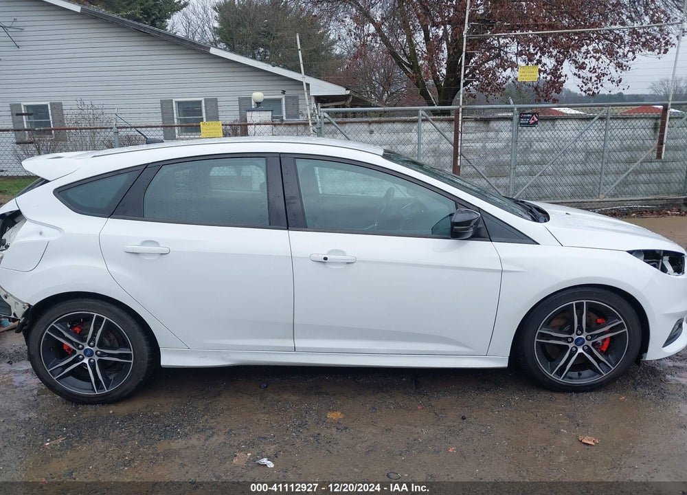 2016 FORD FOCUS ST VIN: 1FADP3L96GL207662