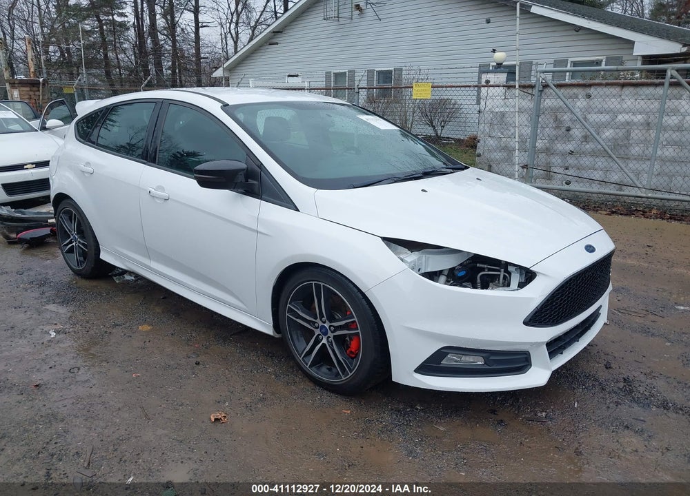 2016 FORD FOCUS ST VIN: 1FADP3L96GL207662