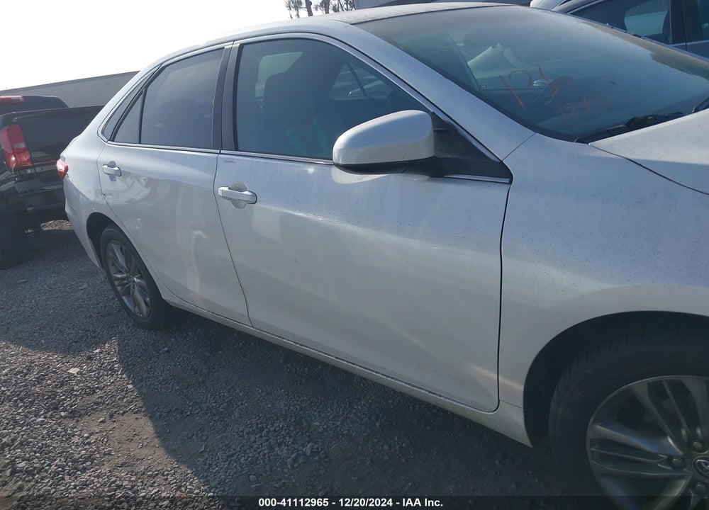 2015 TOYOTA CAMRY SE VIN: 4T1BF1FK7FU038019