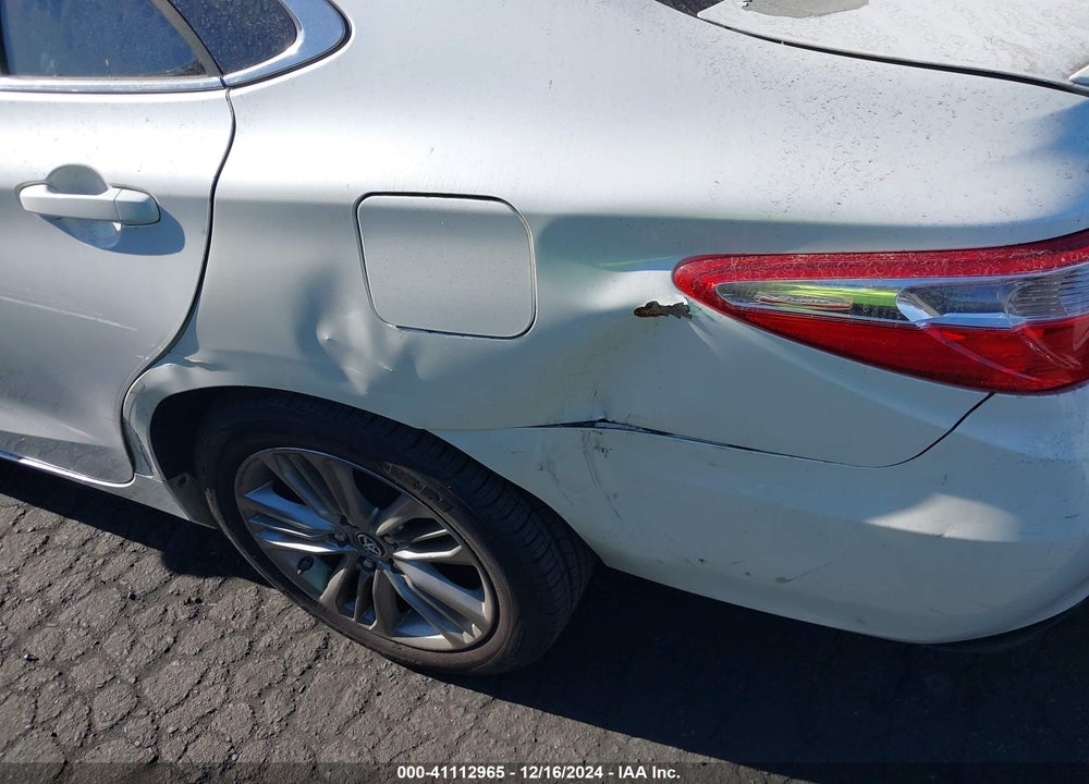 2015 TOYOTA CAMRY SE VIN: 4T1BF1FK7FU038019