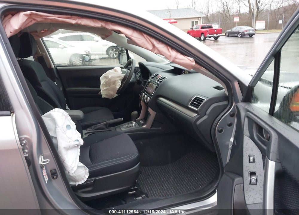 2018 SUBARU FORESTER 2.5I PREMIUM VIN: JF2SJAEC0JH453151