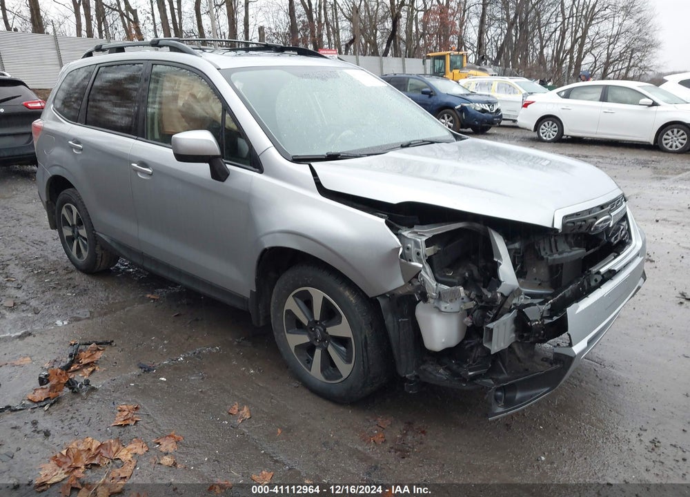 2018 SUBARU FORESTER 2.5I PREMIUM VIN: JF2SJAEC0JH453151