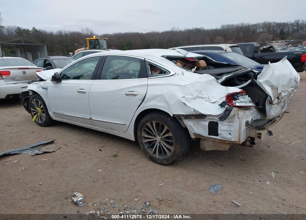 2017 BUICK LACROSSE VIN: 1G4ZR5SS8HU182927