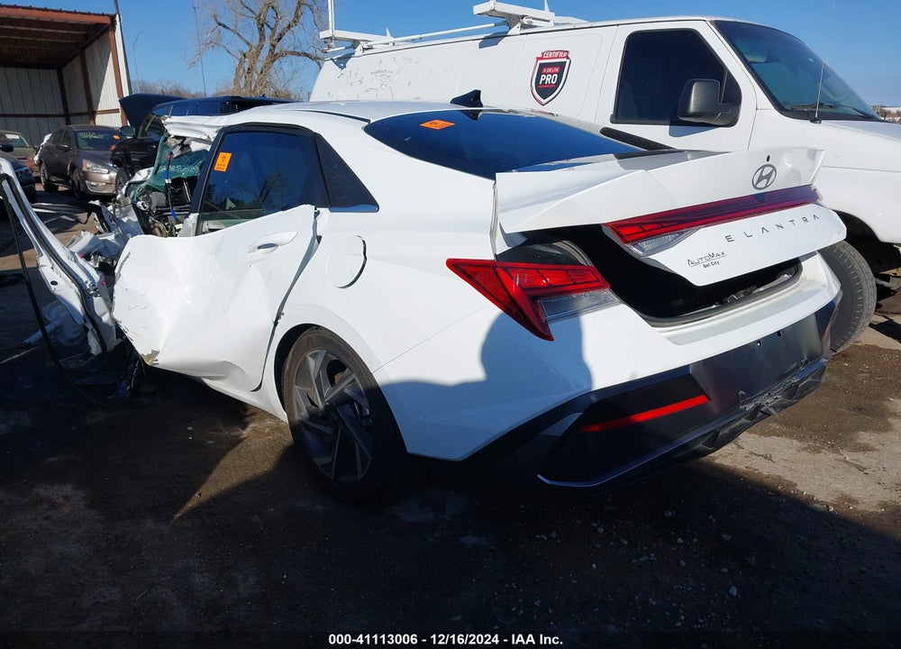 2024 HYUNDAI ELANTRA VIN: KMHLS4DG4RU717332