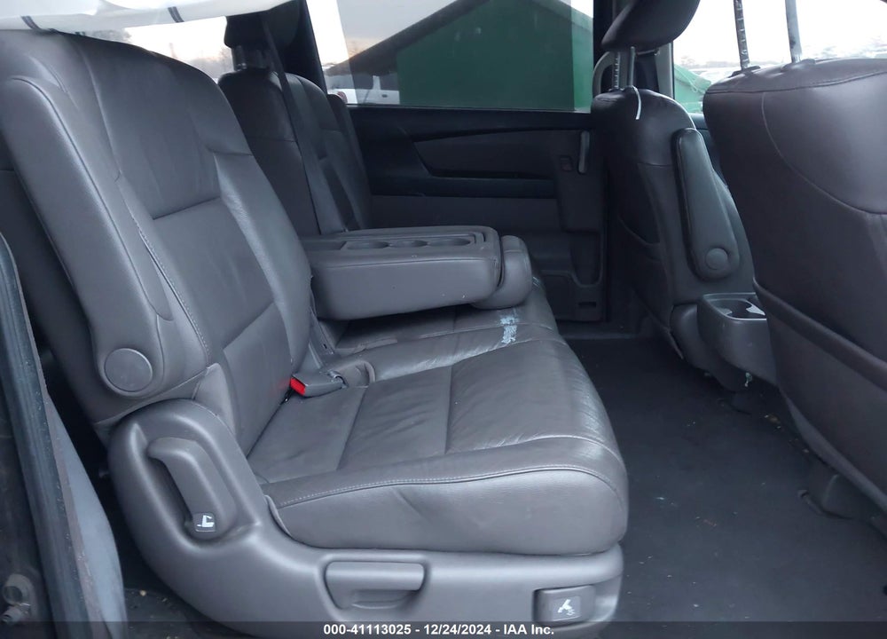 2011 HONDA ODYSSEY TOURING/TOURING ELITE VIN: 5FNRL5H98BB072664