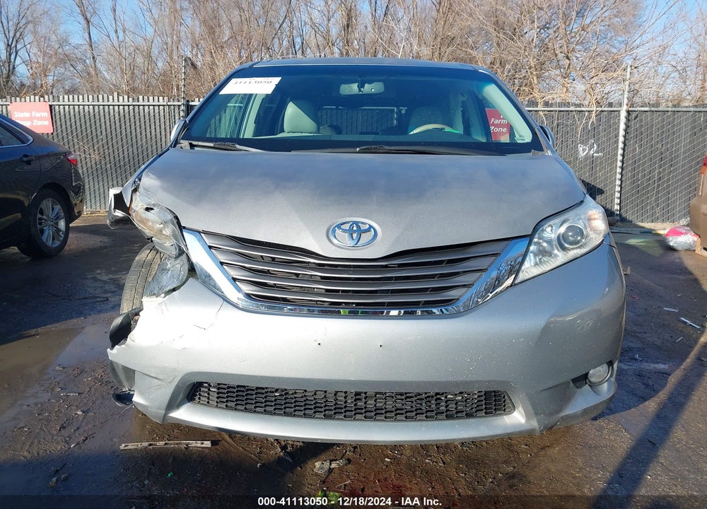 2011 TOYOTA SIENNA XLE V6 VIN: 5TDYK3DC1BS136348