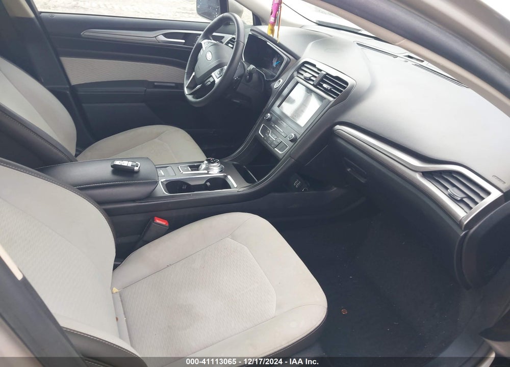 2019 FORD FUSION VIN: 3FA6P0HD3KR249415