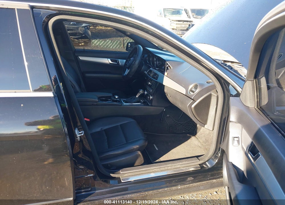 2012 MERCEDES-BENZ C 300 VIN: WDDGF8BB0CF861633