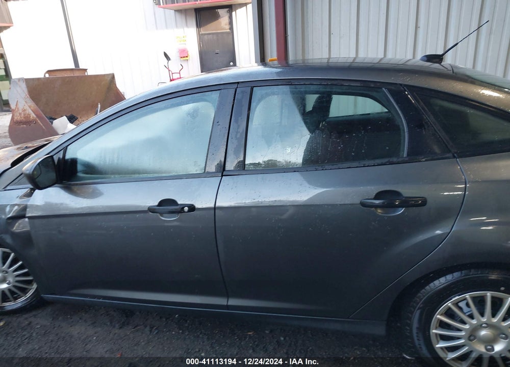2015 FORD FOCUS S VIN: 1FADP3E24FL259953