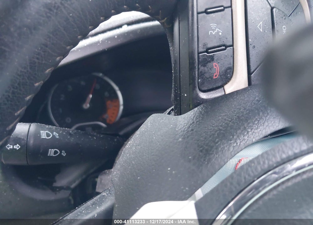 2017 JEEP RENEGADE LIMITED 4X4 VIN: ZACCJBDB9HPF01279