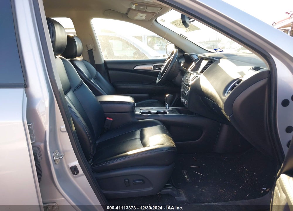 2018 NISSAN PATHFINDER SL VIN: 5N1DR2MN8JC609390