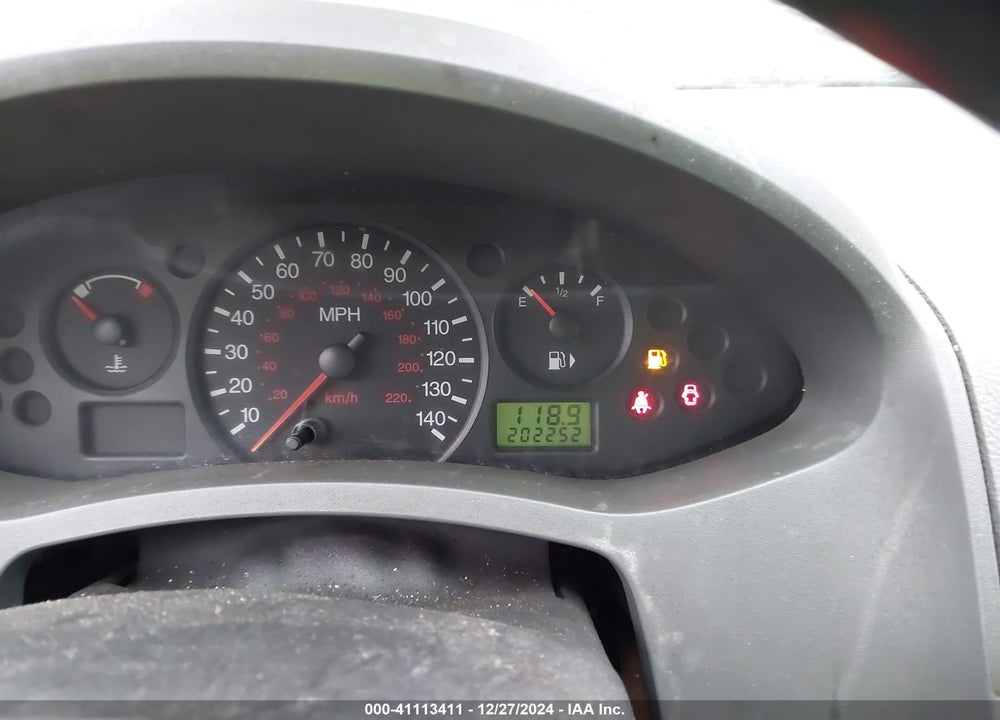 2005 FORD FOCUS ZX4 VIN: 1FAFP34N55W130329