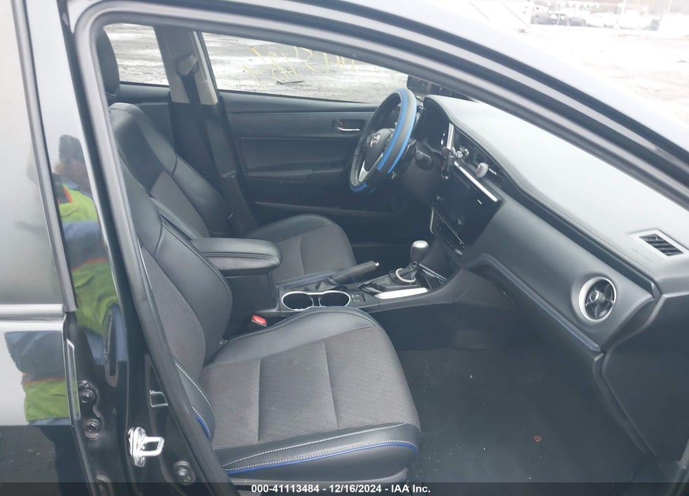2017 TOYOTA COROLLA VIN: 2T1BURHE9HC801772