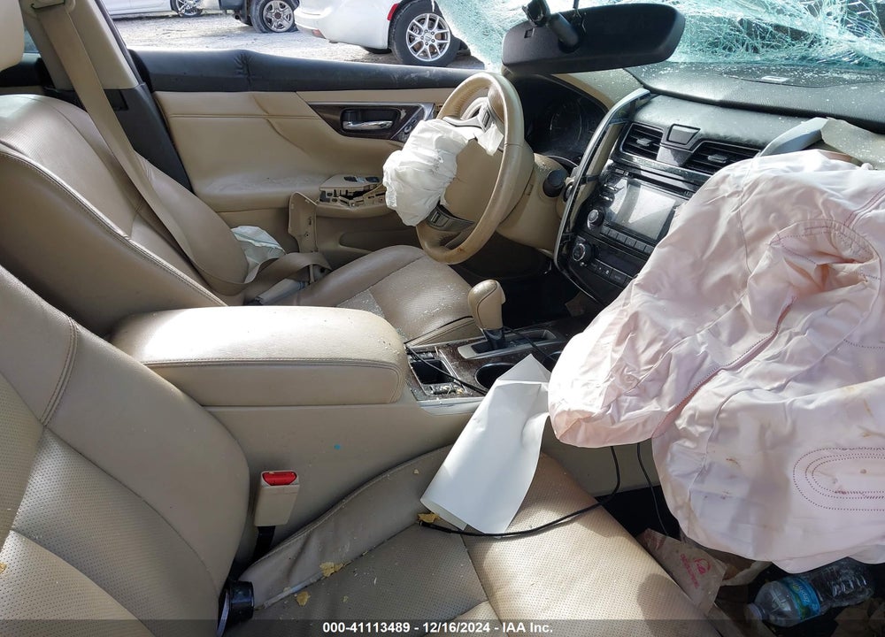 2015 NISSAN ALTIMA VIN: 1N4AL3AP5FN877612