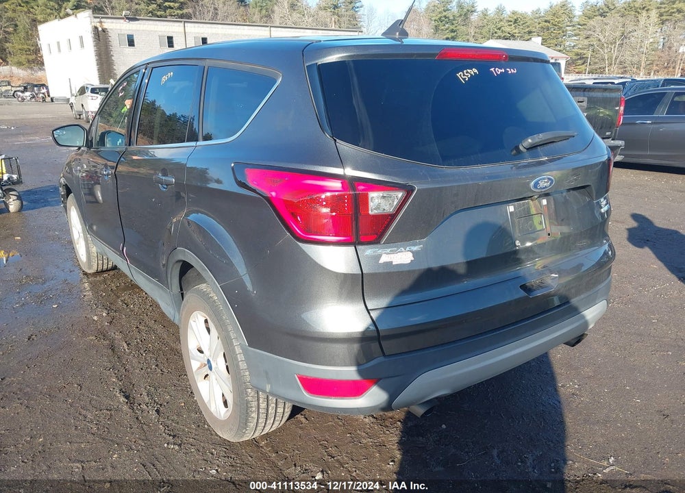 2019 FORD ESCAPE SE VIN: 1FMCU9GD2KUA57256