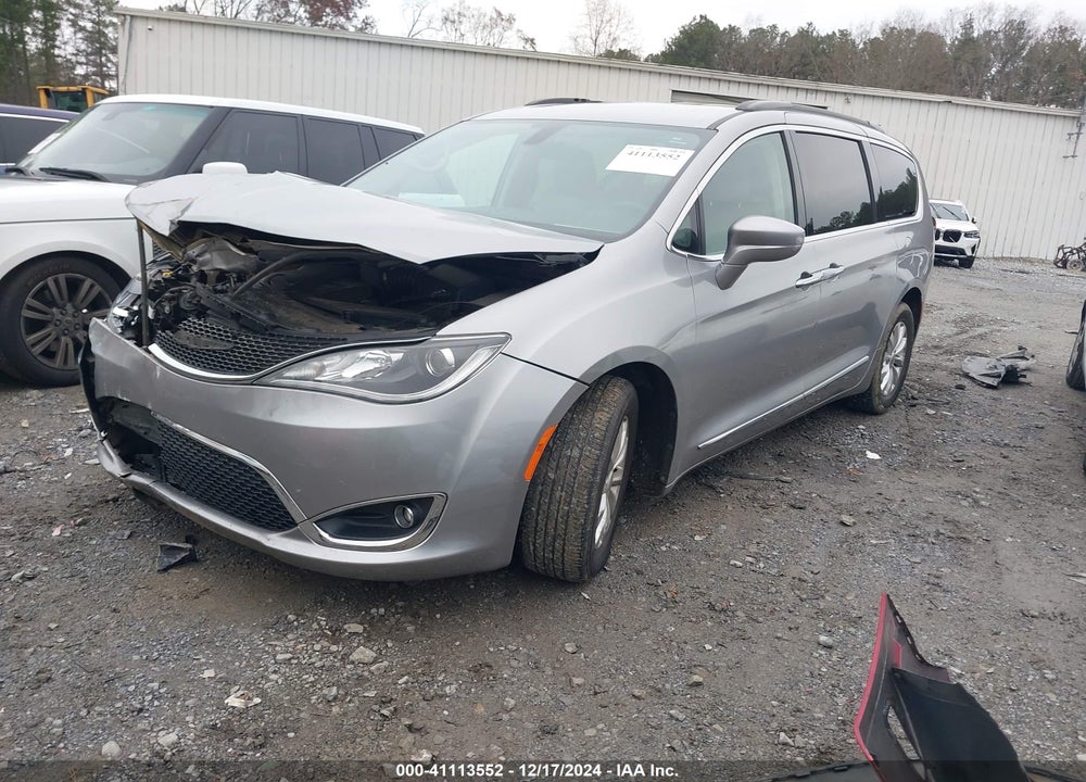 2017 CHRYSLER PACIFICA TOURING L VIN: 2C4RC1BG9HR593521