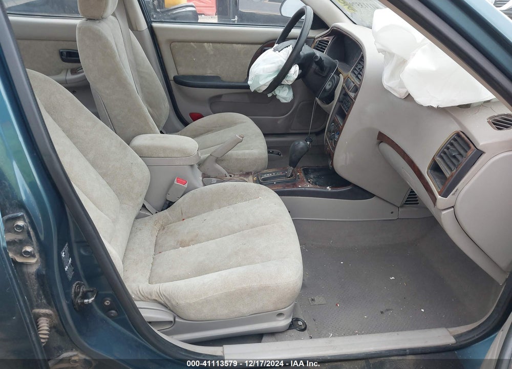 2003 HYUNDAI ELANTRA GLS/GT VIN: KMHDN45D13U494030