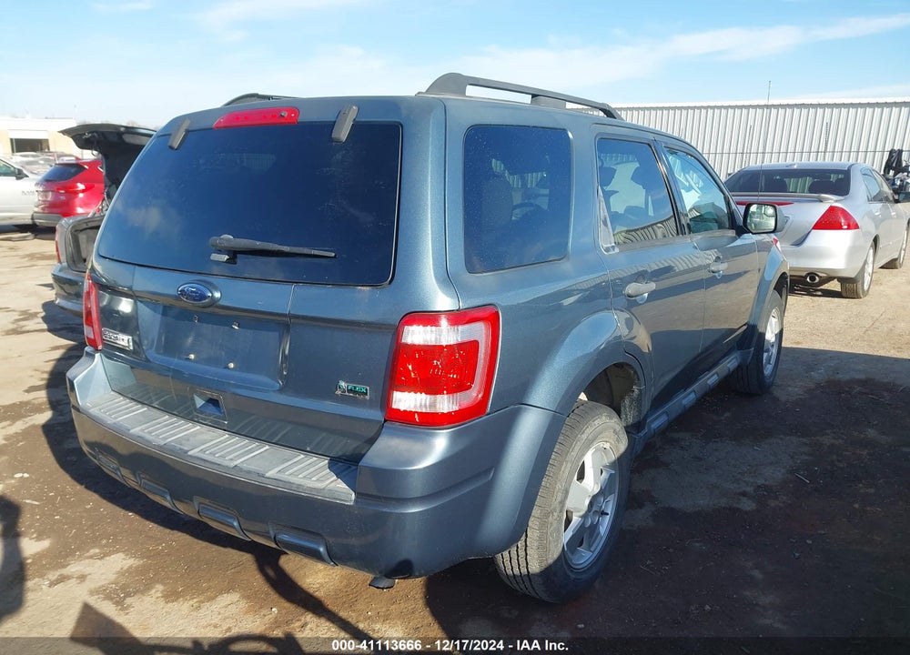 2010 FORD ESCAPE XLT VIN: 1FMCU9DG7AKD19703