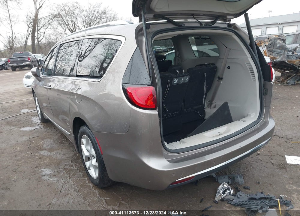 2017 CHRYSLER PACIFICA TOURING L PLUS VIN: 2C4RC1EG9HR833310