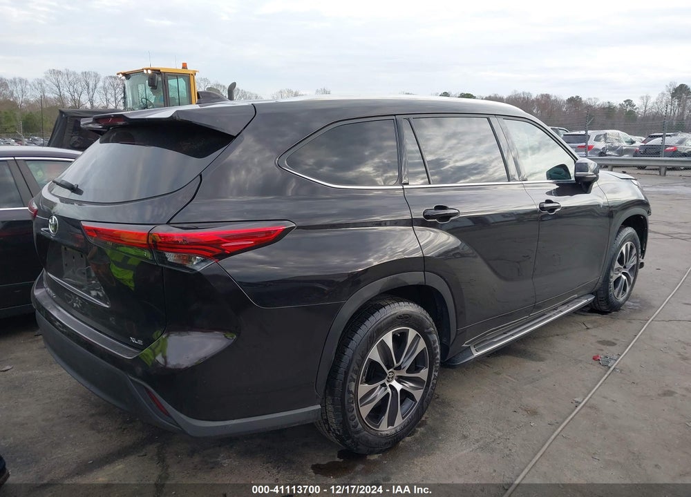 2020 TOYOTA HIGHLANDER XLE VIN: 5TDGZRAH1LS022927