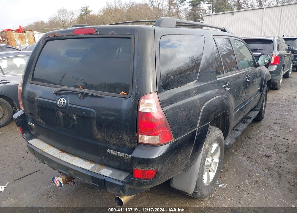 2005 TOYOTA 4RUNNER SR5 V6 VIN: JTEBU14R950072331