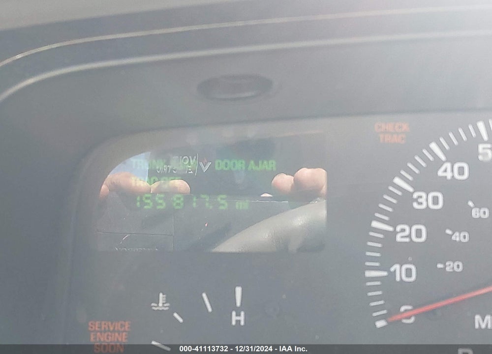 2000 LINCOLN TOWN CAR SIGNATURE VIN: 1LNHM82W8YY788025