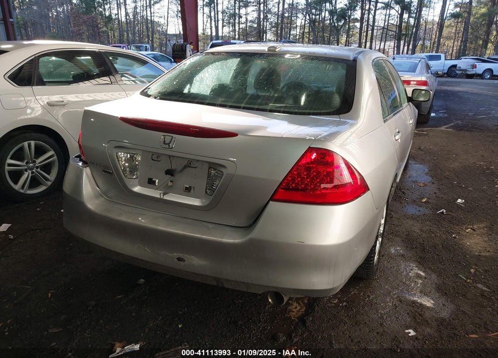 2007 HONDA ACCORD 3.0 EX VIN: 1HGCM665X7A053396