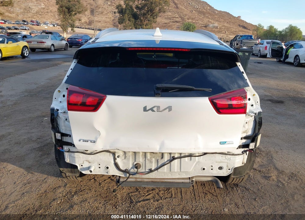 2022 KIA NIRO LXS VIN: KNDCB3LC5N5546642