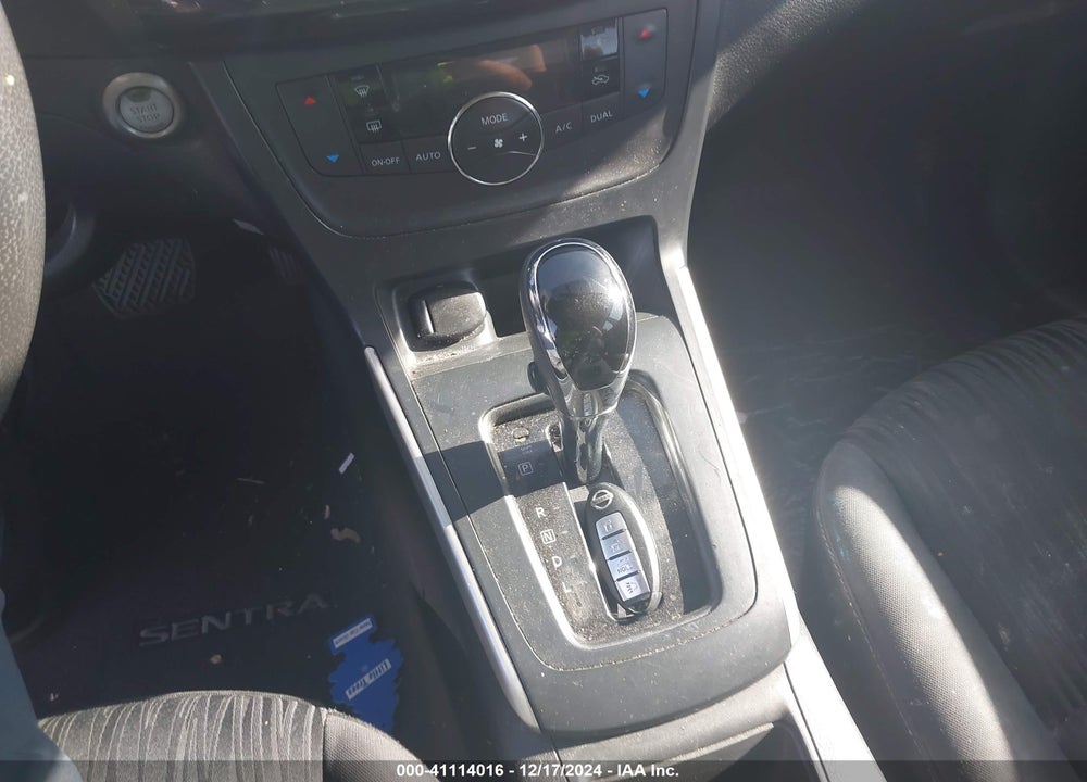 2019 NISSAN SENTRA SV VIN: 3N1AB7AP7KL606181