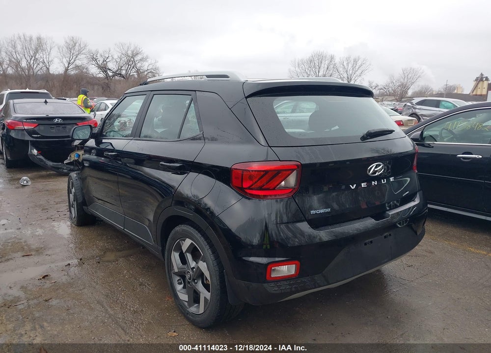 2024 HYUNDAI VENUE SEL VIN: KMHRC8A38RU284534