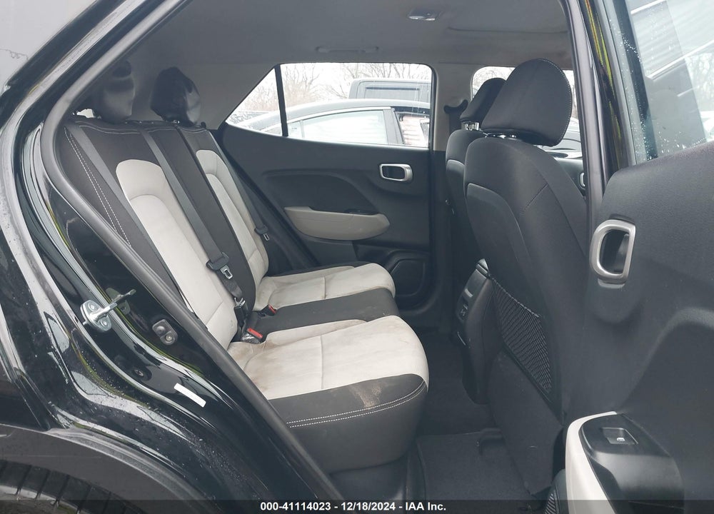 2024 HYUNDAI VENUE SEL VIN: KMHRC8A38RU284534