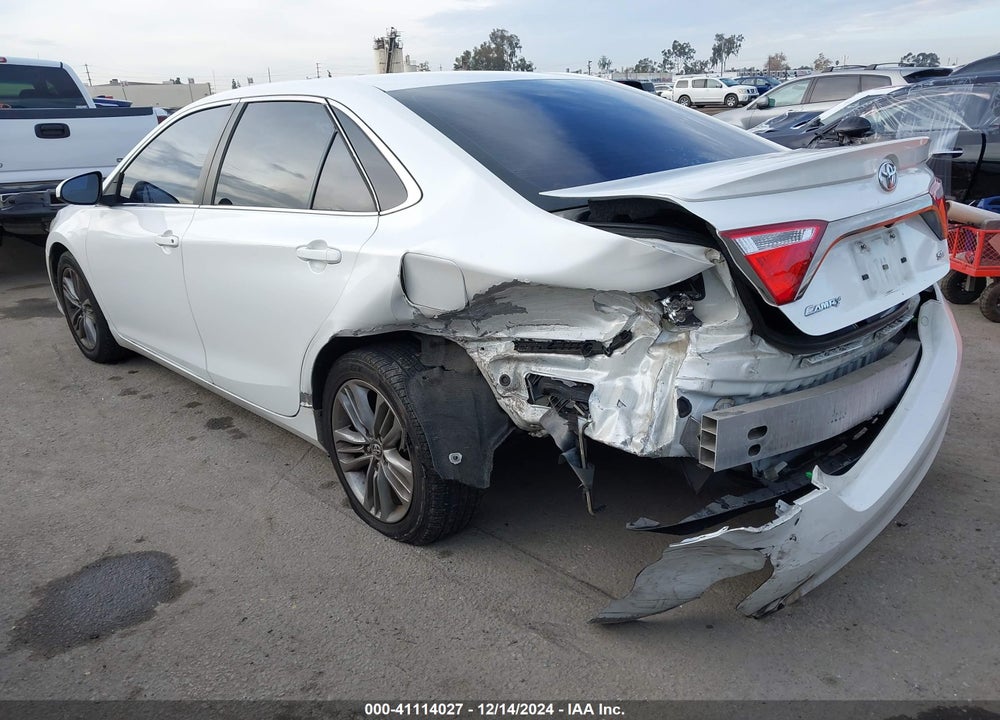 2016 TOYOTA CAMRY SE VIN: 4T1BF1FK7GU209823