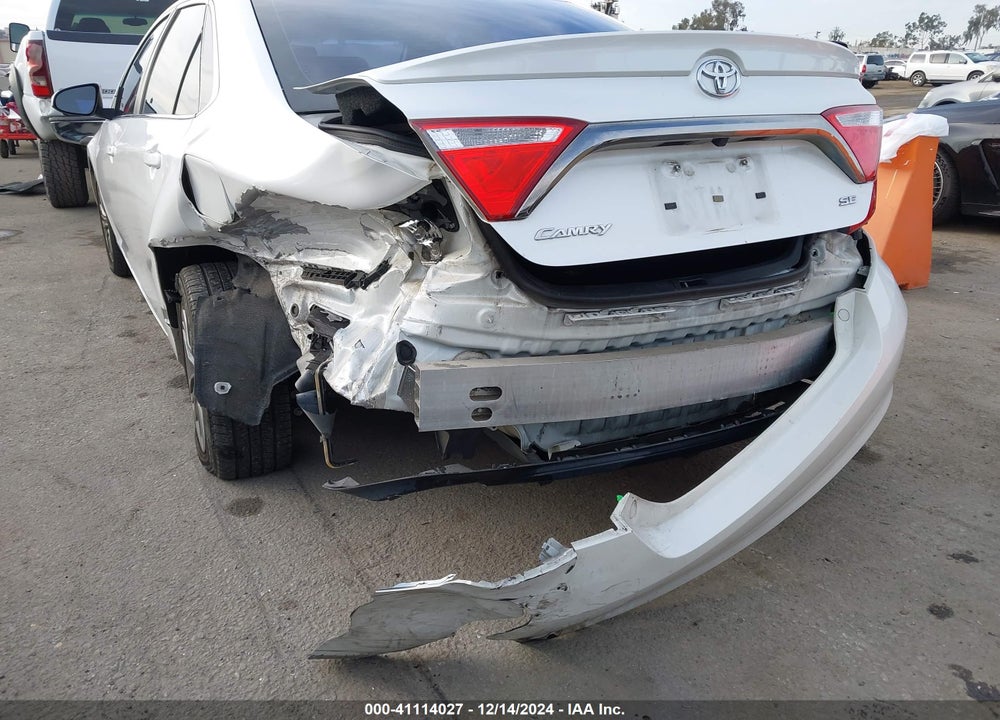 2016 TOYOTA CAMRY SE VIN: 4T1BF1FK7GU209823