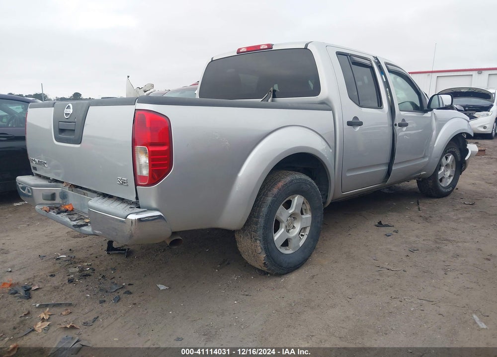 2005 NISSAN FRONTIER SE VIN: 1N6AD07U25C445778