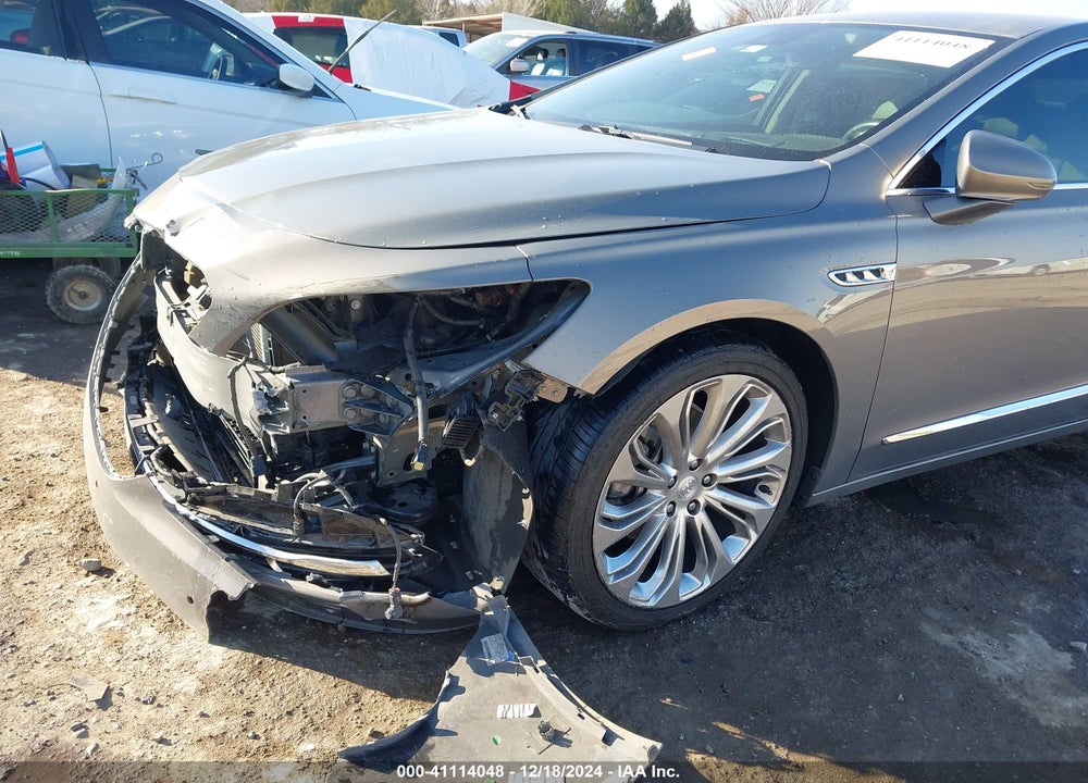 2017 BUICK LACROSSE VIN: 1G4ZR5SS8HU165030