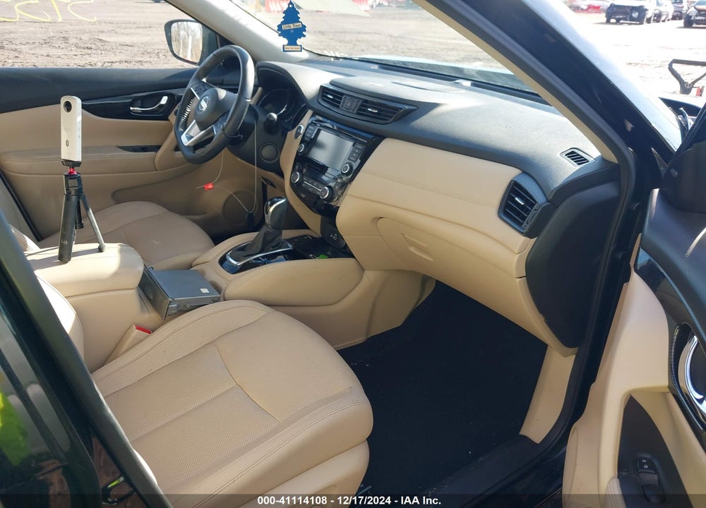 2020 NISSAN ROGUE SL INTELLIGENT AWD VIN: 5N1AT2MVXLC744121