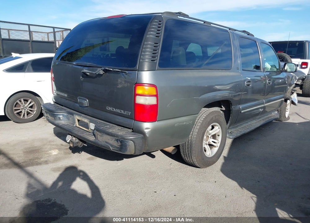 2001 CHEVROLET SUBURBAN 1500 LT VIN: 3GNEC16T01G162963