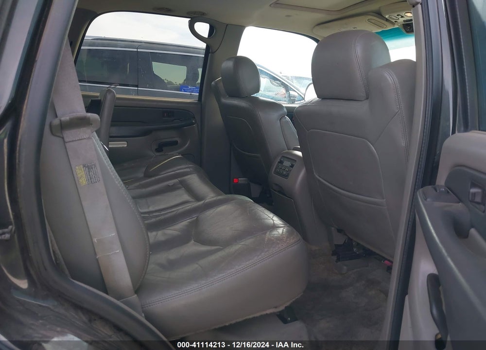 2003 CHEVROLET TAHOE LT VIN: 1GNEC13T43R118455